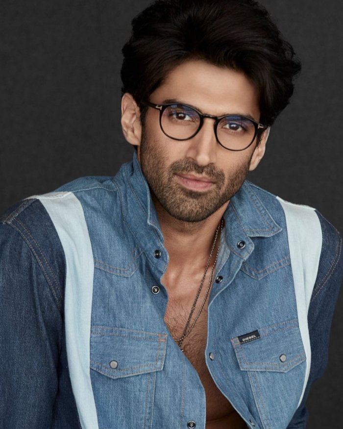 aditya roy kapur 1